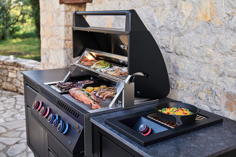 OASIS™ 105 Outdoor Kitchen, Built-in 700 Series 32 Built-in 700 Series 32