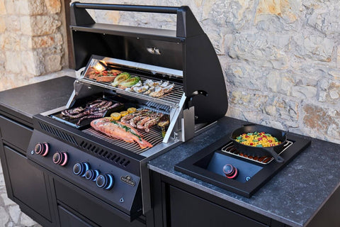 OASIS™ 105 Outdoor Kitchen, Built-in 700 Series 32 Built-in 700 Series 32