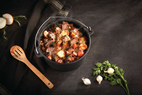 DUTCH OVEN, CAST IRON 4.5QT - BBQ STORE MALTA