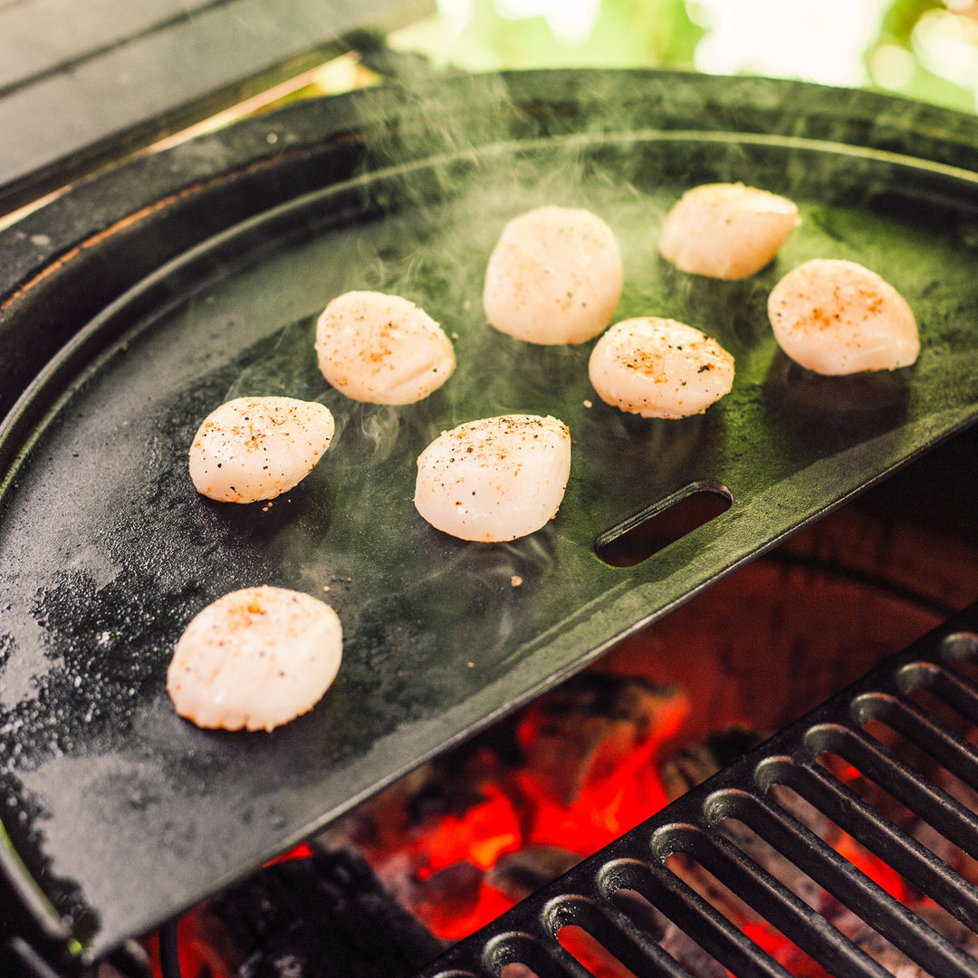Half Moon Cast Iron Reversible Griddle - Classic Joe ® - BBQ STORE MALTA