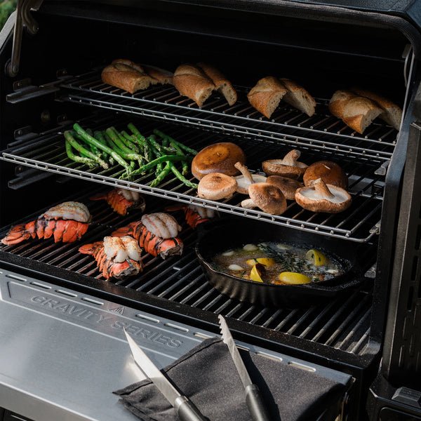 Masterbuilt® - Gravity Series™ XT Digital Charcoal BBQ &amp; Smoker - BBQ STORE MALTA