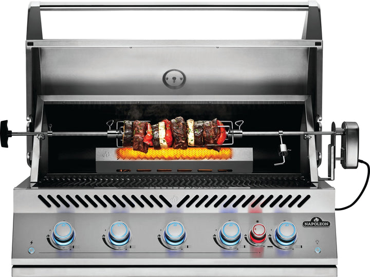 Built - In 700 Series 38" with Infrared Rear Burner Propane, Stainless Steel, Interior Lights - BBQ STORE MALTA